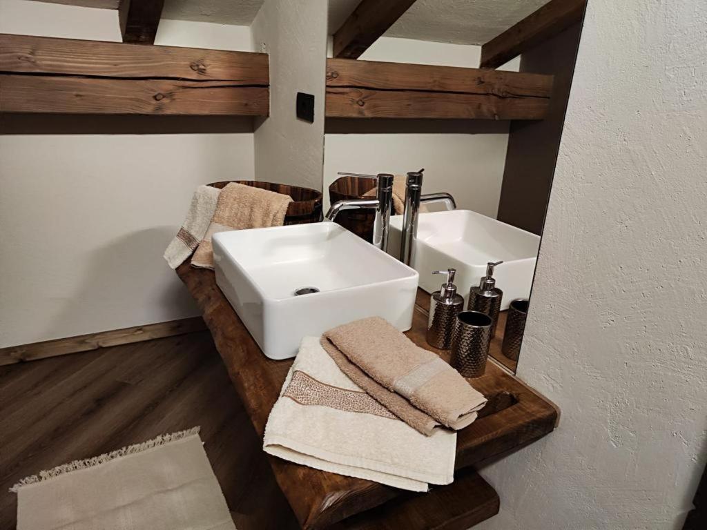 A Casa Da Elide Otel Aymavilles Dış mekan fotoğraf