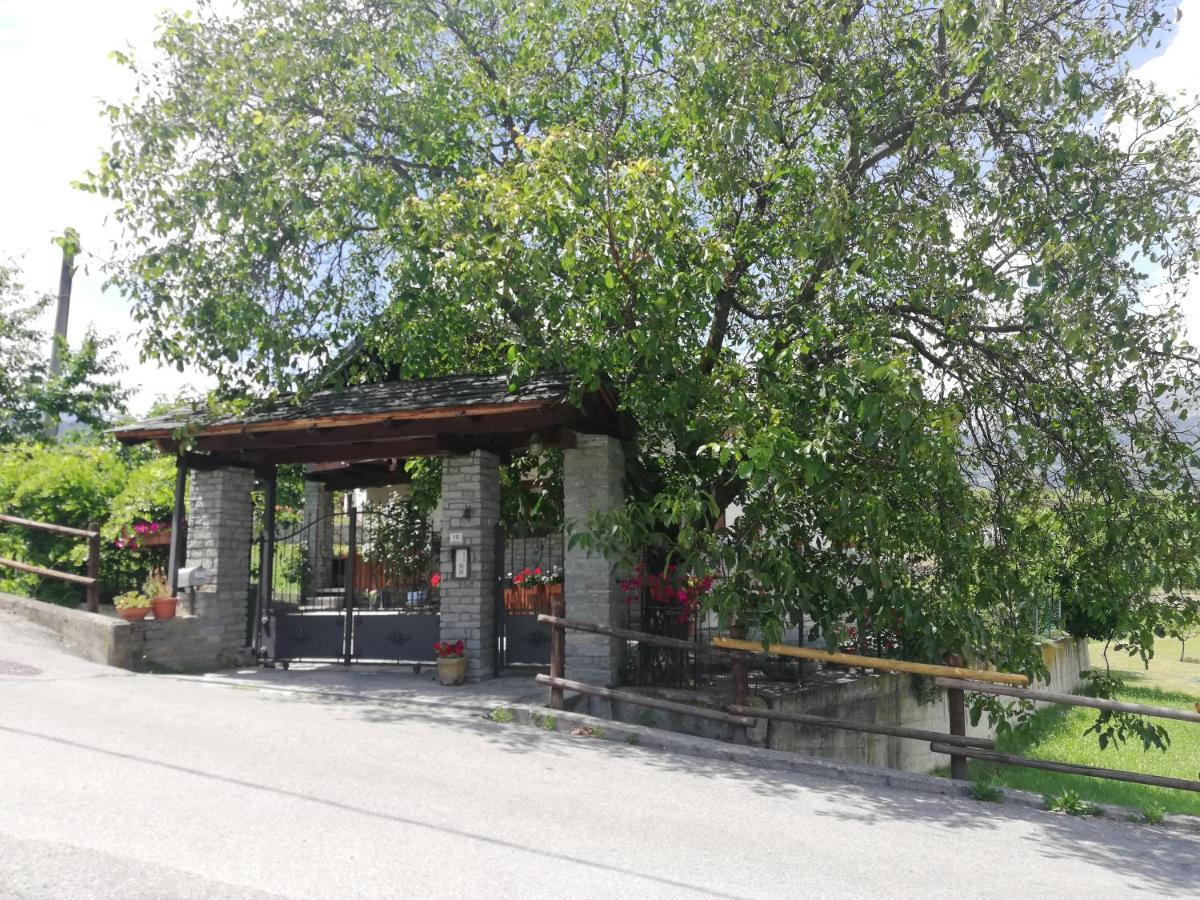 A Casa Da Elide Otel Aymavilles Dış mekan fotoğraf